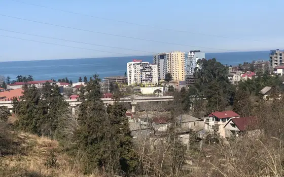 Земельный участок на продаже с проектом и с видом на море в Махинджаури от моря в один км. Грузия. - изображение 1