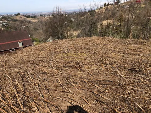 Продается земельный участок прекрасным видом на море и горы в Бобоквати в Кобулетском муниципалитете. Грузия.