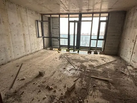 Срочно продается квартира с видом на море и горы.