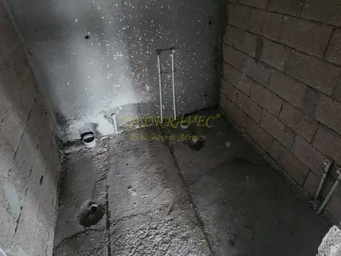 Продается квартира в состоянии белого каркаса.