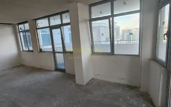 Продается квартира в состоянии белого каркаса.