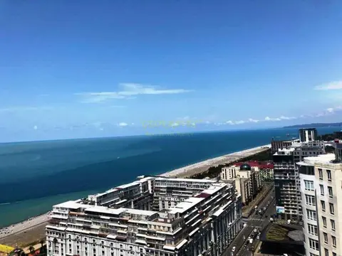 Апартаменты гостиничного типа у моря в Батуми.