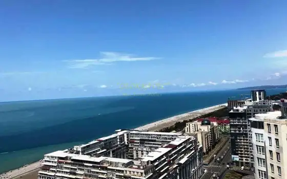 Апартаменты гостиничного типа у моря в Батуми.