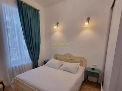 Продается квартира в старом Батуми.