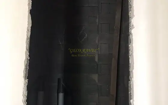 Четырехкомнатная квартира в Тбилиси.