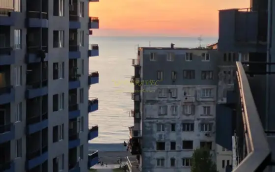 Отремонтированная квартира у моря в городе Батуми.