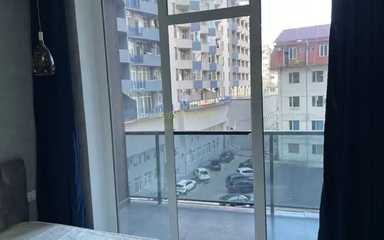 Квартира с ремонтом и мебелью у моря в Батуми.