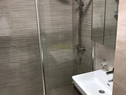 Продается однокомнатная квартира у моря в Батуми.