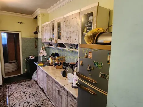 Трехкомнатная квартира в городе Батуми.
