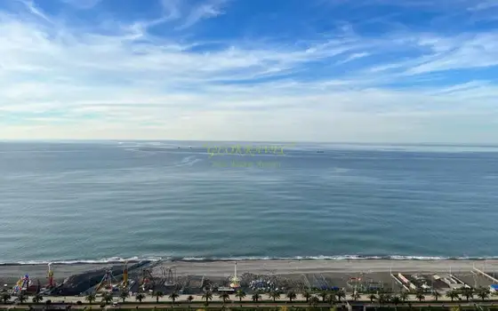 Однокомнатная квартира с видом на Черное море.