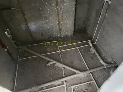 Продается однокомнатная квартира у моря.