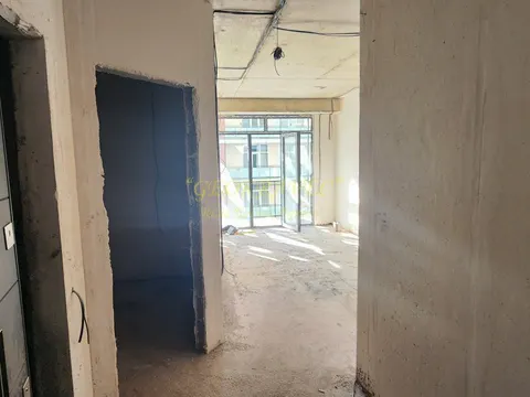 Продается трехкомнатная квартира у моря.