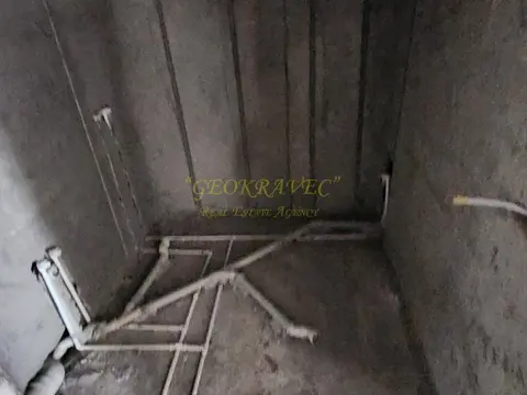 Продается трехкомнатная квартира у моря.