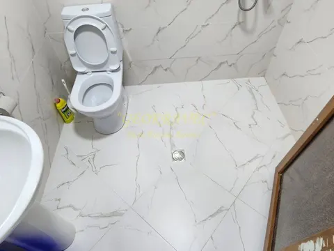 Сдается четырехкомнатная квартира.